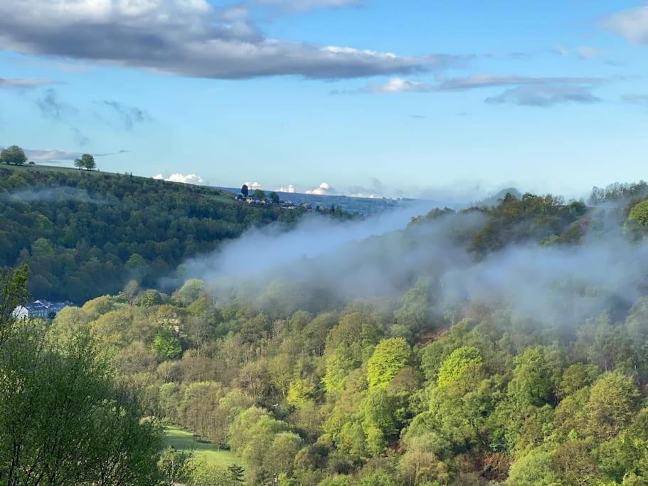 The Crest Hillside Retreat With Hot Tub Villa Abertillery Buitenkant foto